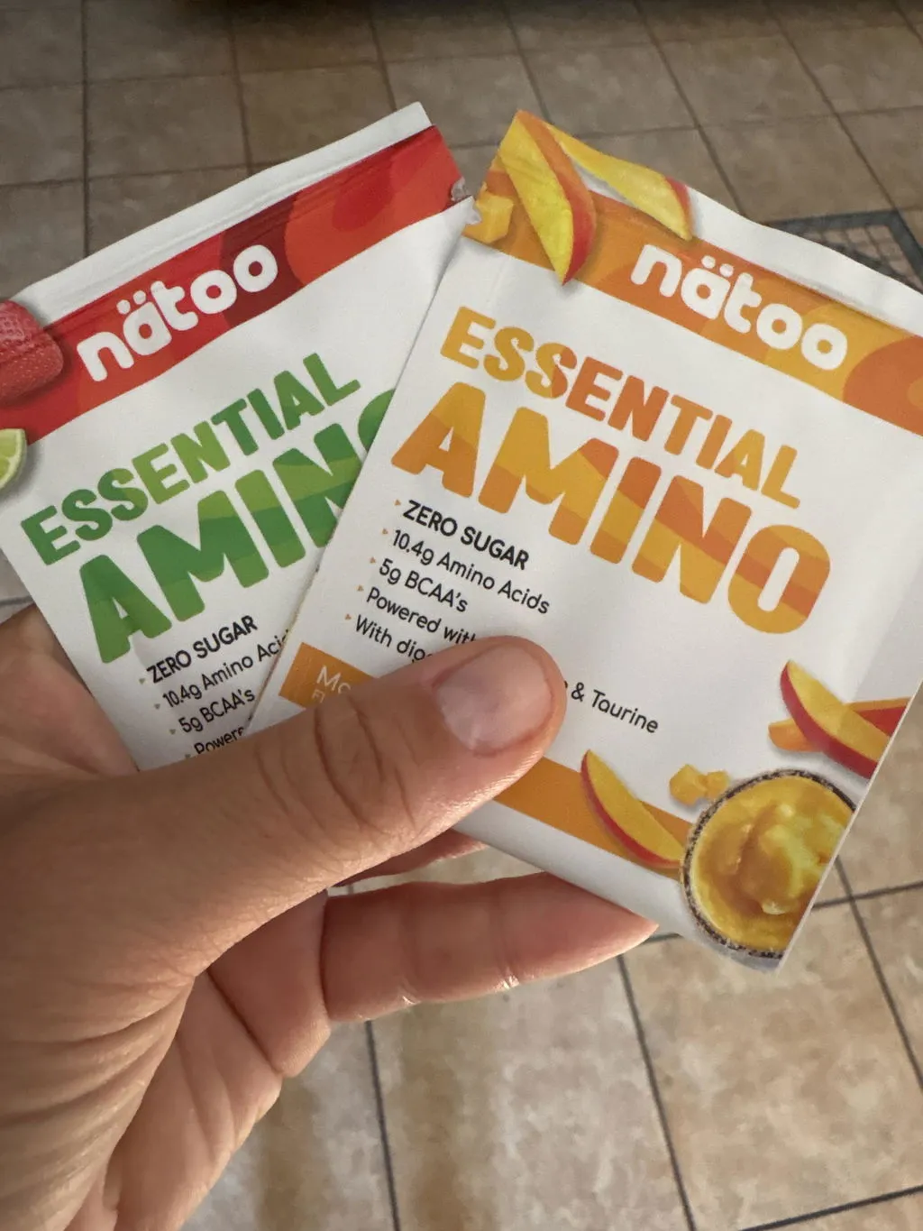 Natoo Performance Essential Amino Bustine 14x14g Gusti Misti