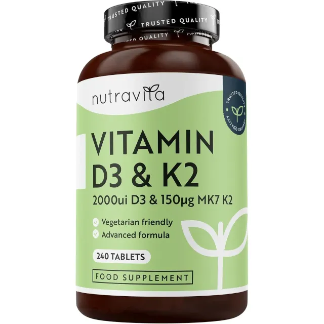 Nutravita Vitamina D3 2000 UI e K2 150 µg MK7 integratore 240 compresse ossa